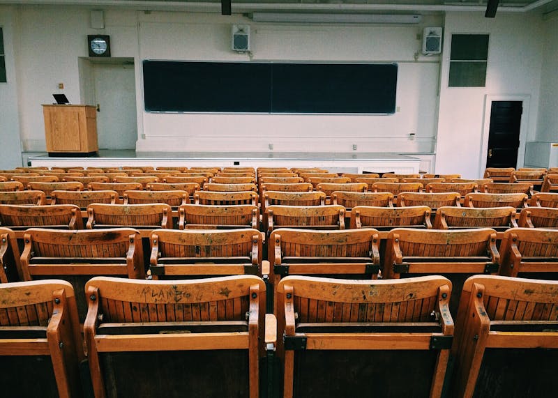 哪家机构可以对伯明翰大学物理专业进行留学生大一预习辅导？