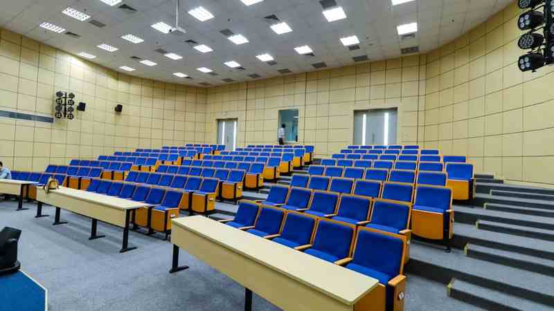 曼大补考辅导师资力量实测：西听教育冷门专业也能救急